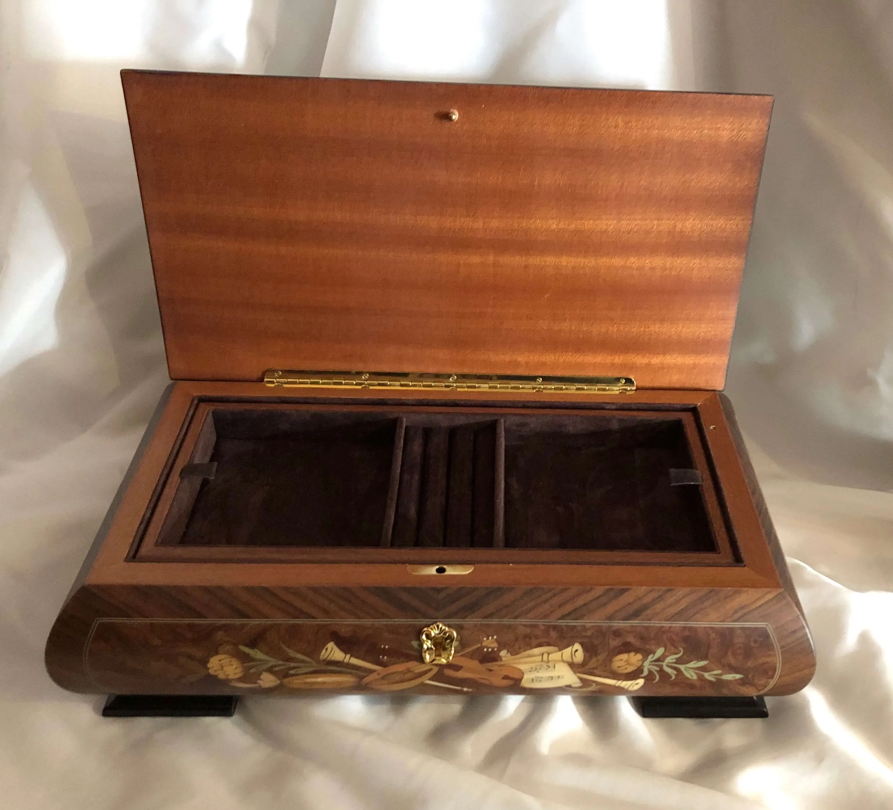 #103 Music Box