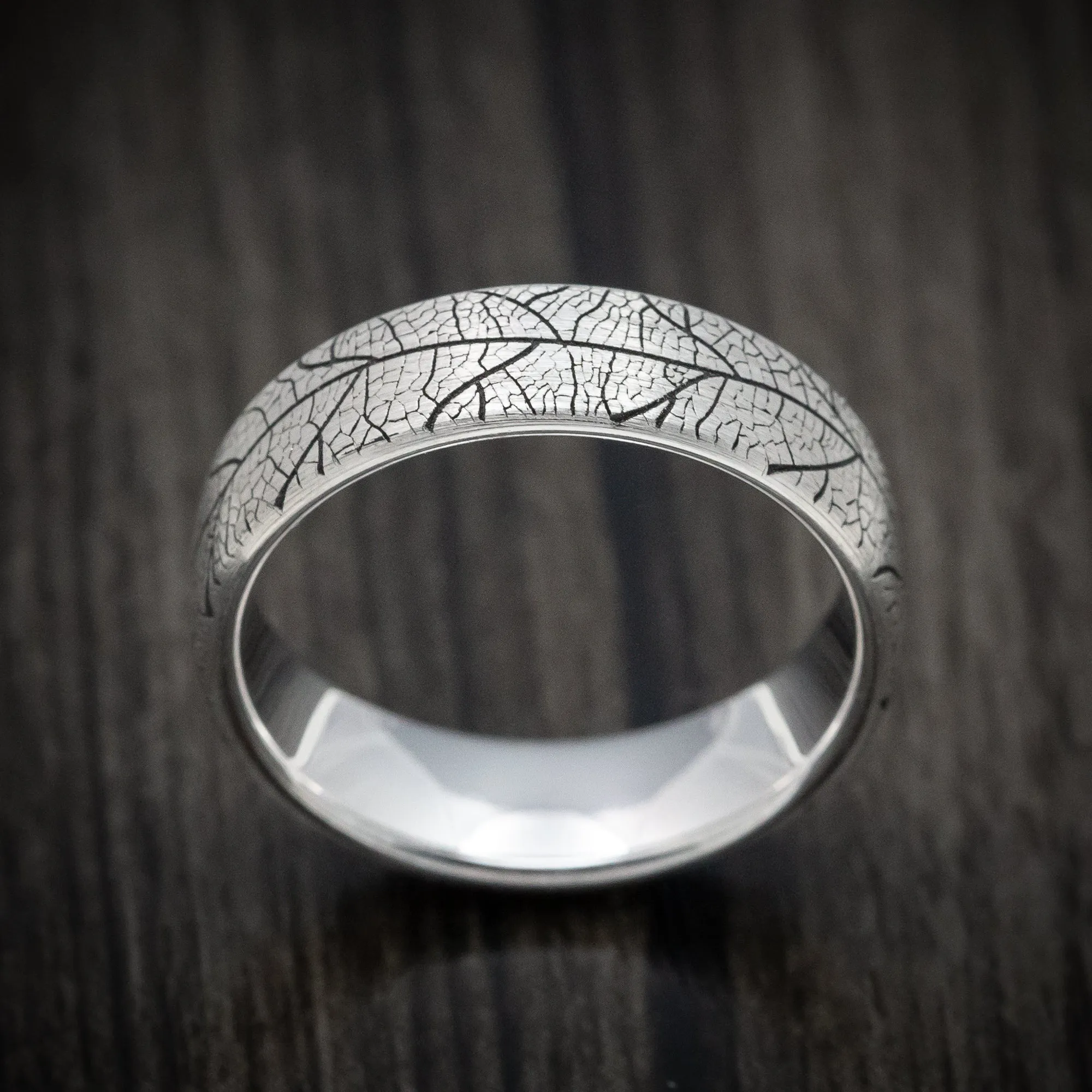 14K White Gold Leaf Design Wedding Men's Band