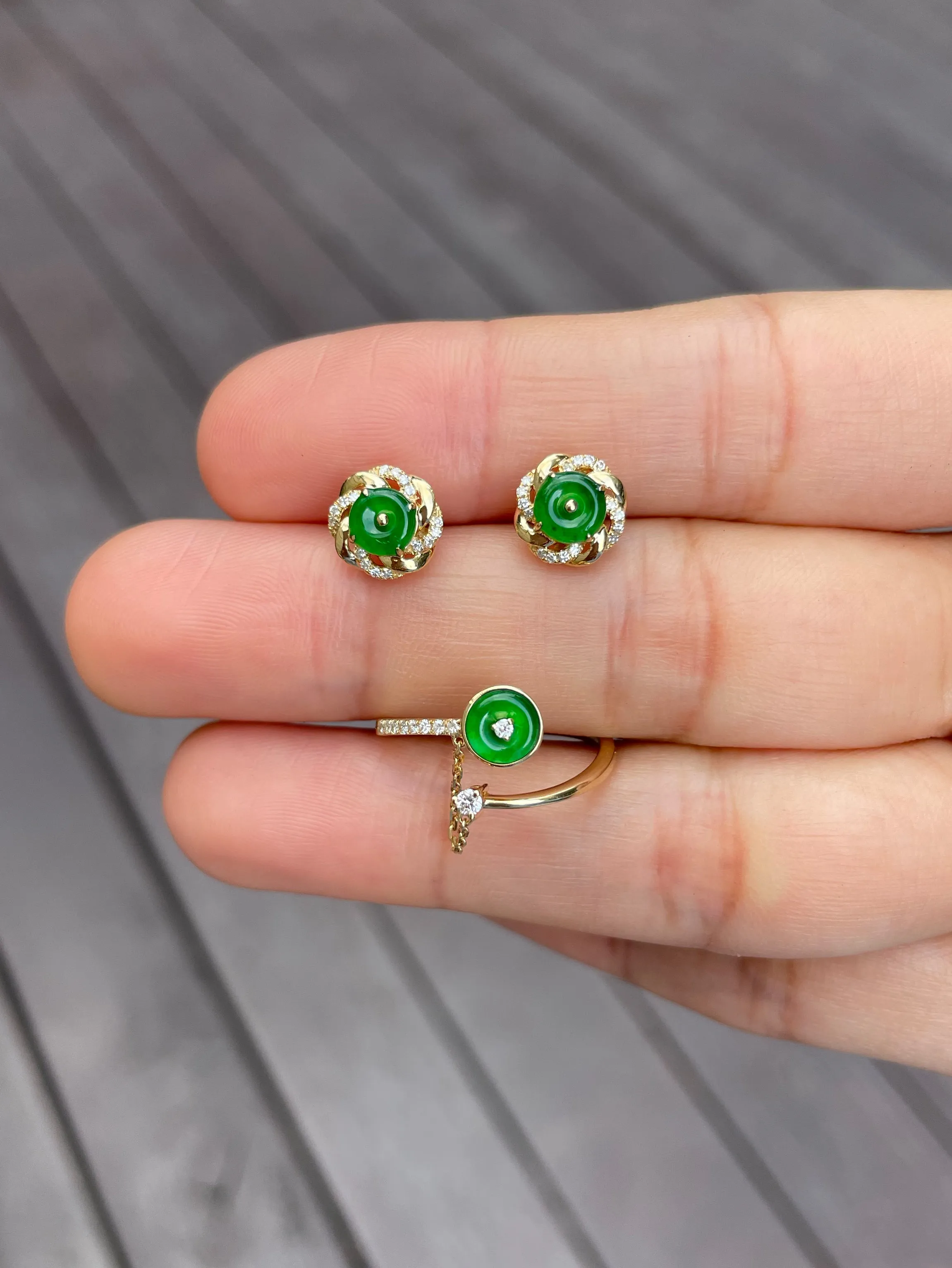 Green Jadeite Safety Coin Ring & Earrings - 平安扣 (NJS006)