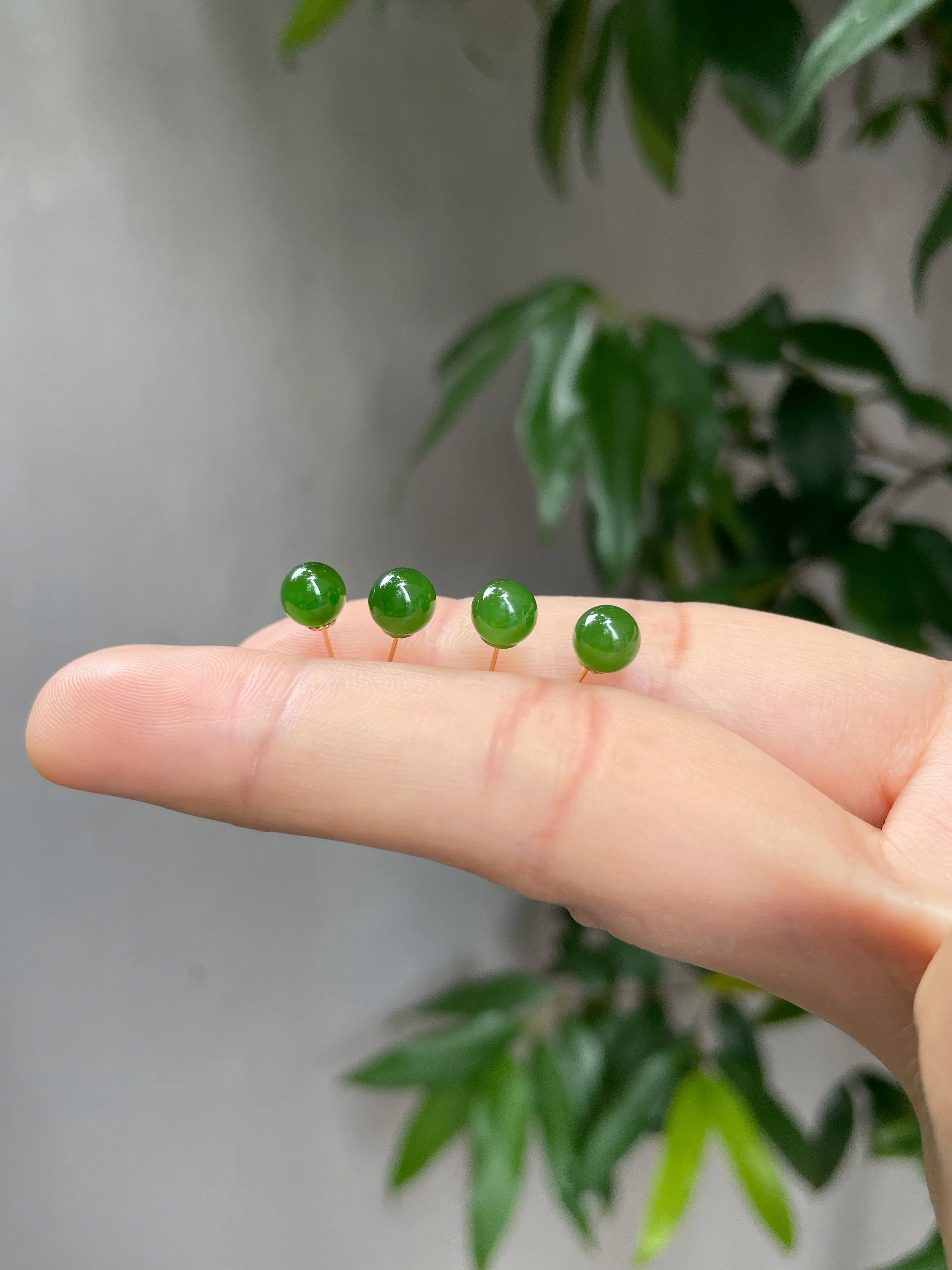 Green Nephrite Stud Earrings (NJE043)