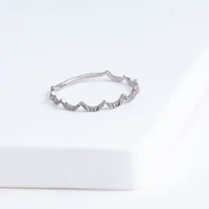 Repeat wave ring - white gold
