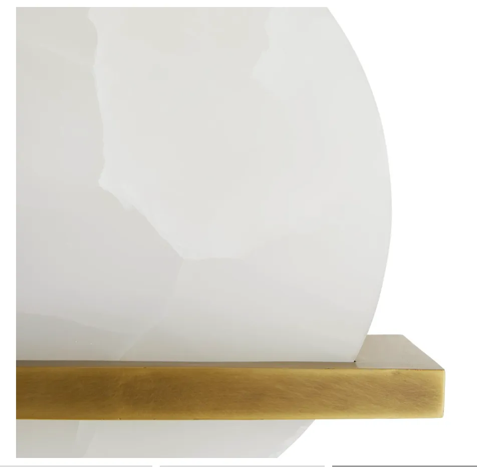 Savion Sconce