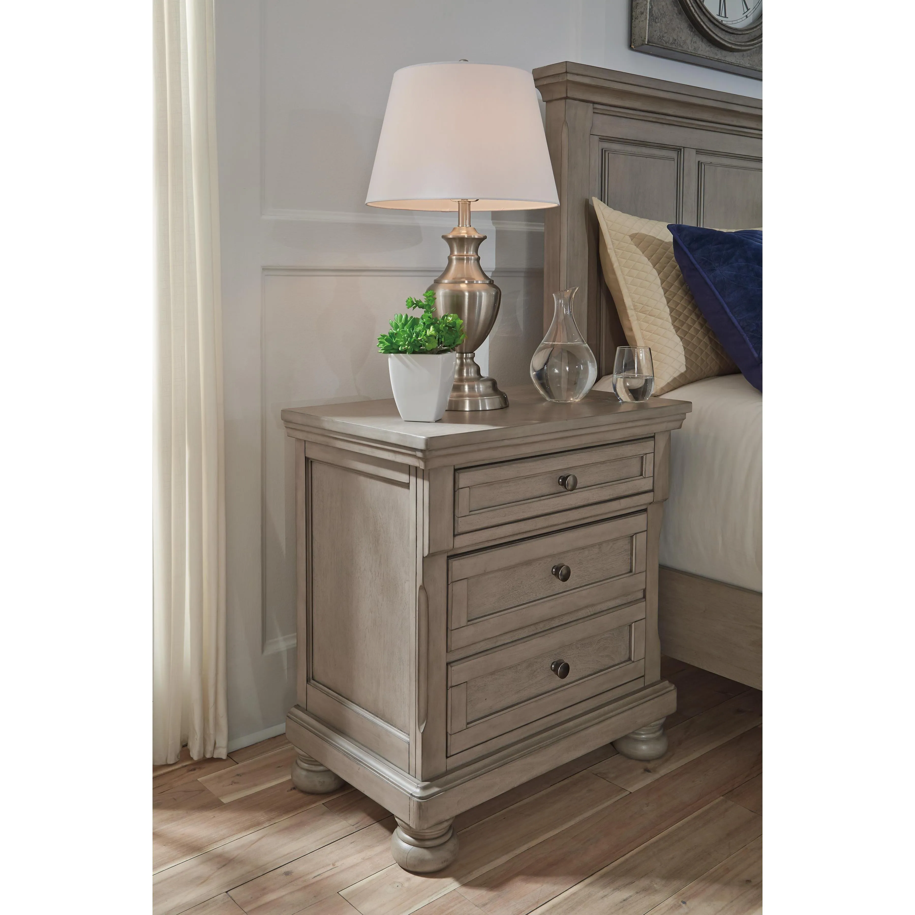 Signature Design by Ashley Lettner B733 8 pc Queen Sleigh Storage Bedroom Set